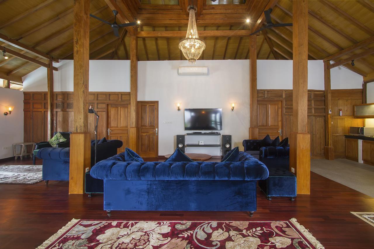 Villa Joglo Jagat Seminyak  Luaran gambar